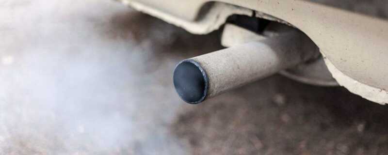 汽车尾气排放的主要污染物是什么？汽车尾气是什么污染源