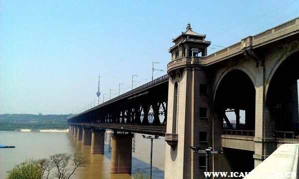 武汉长江大桥建于哪年？武汉长江大桥全长多少千米