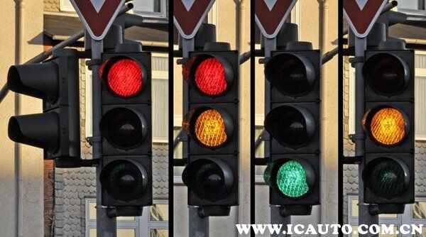 十字路口红绿灯规则，十字路口红绿灯图解