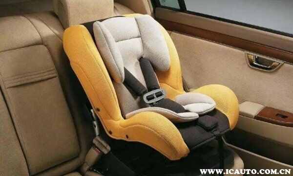 儿童安全座椅最佳正确安装位置，安全座椅按在哪一边安全