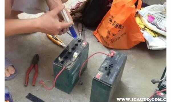 电瓶车电池怎么修复如新？修复电瓶车电瓶最简单的方法